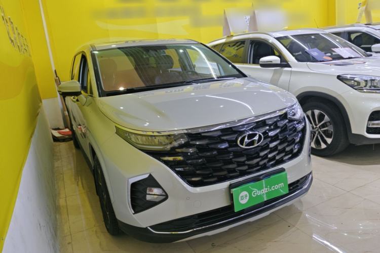 Hyundai Custo 2021 — 3