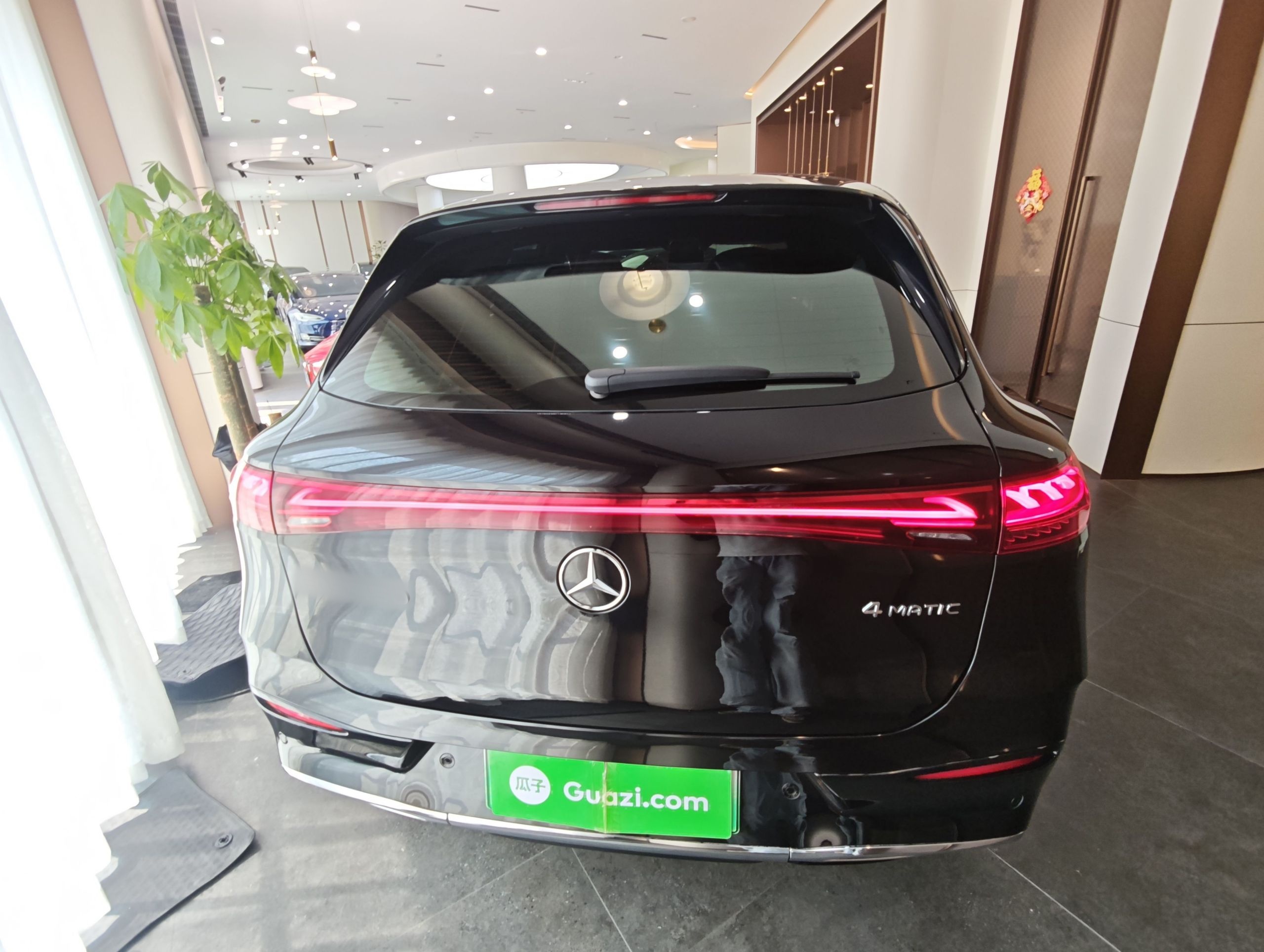Mercedes-Benz benz eqs suv 2023 — фото 5