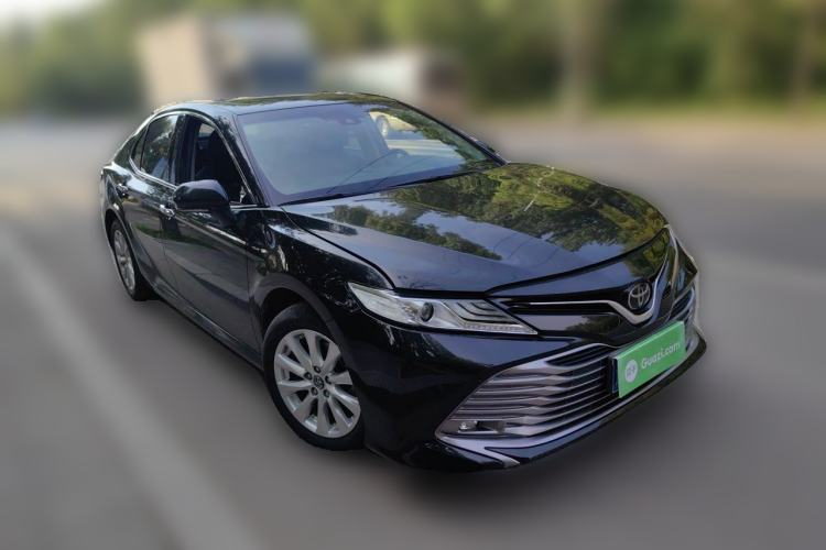 Toyota Camry 2019 — 3