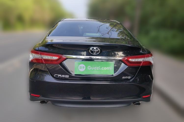 Toyota Camry 2019 — 5