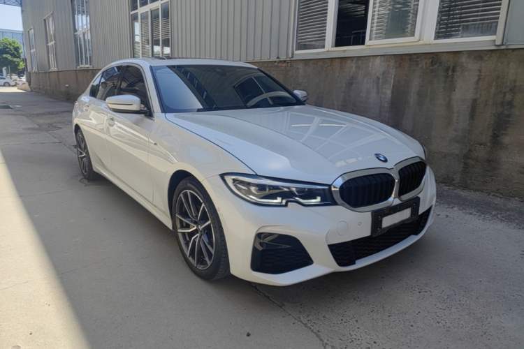 BMW 325Li 2021 — 3