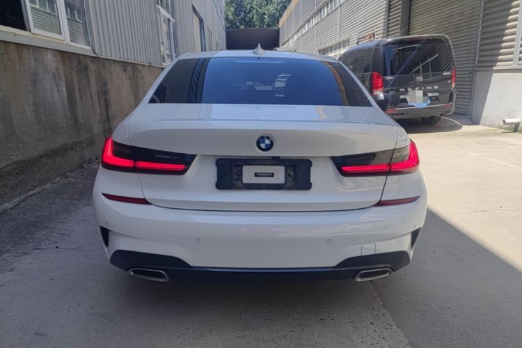 BMW 325Li 2021 — 5