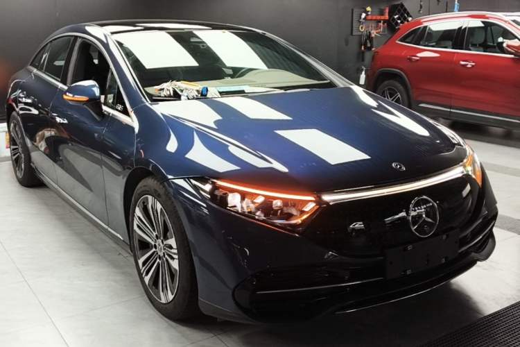 Mercedes-Benz EQS 450+ 2022 — 3
