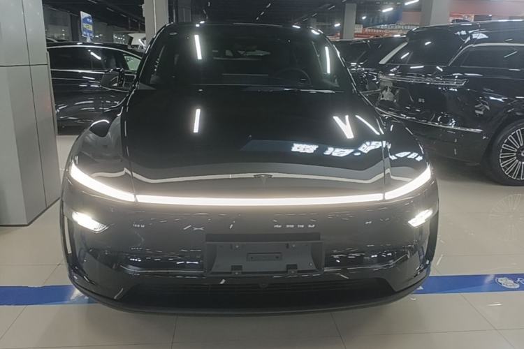Tesla Model Y 2026 — 2