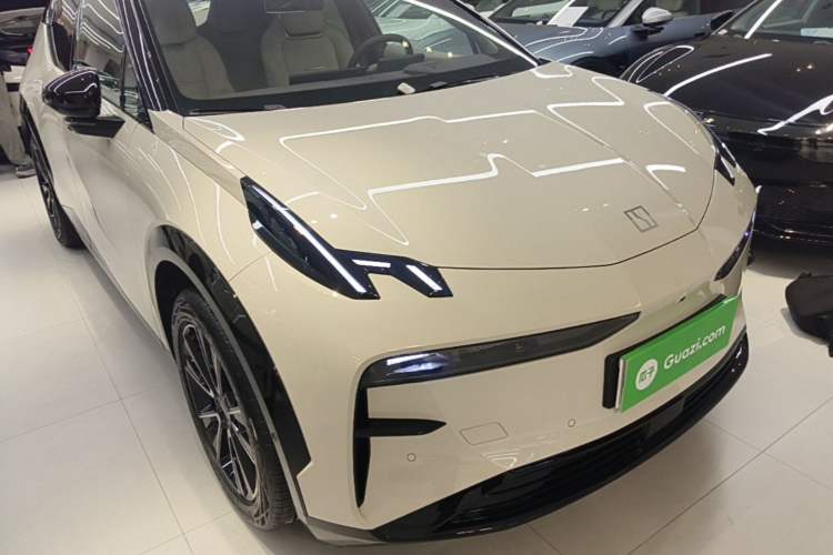 Zeekr Zeekr X 2025 — 3