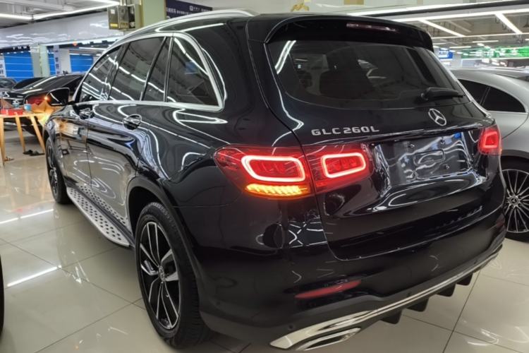 Mercedes-Benz GLC 260 L 2021 — фото 4