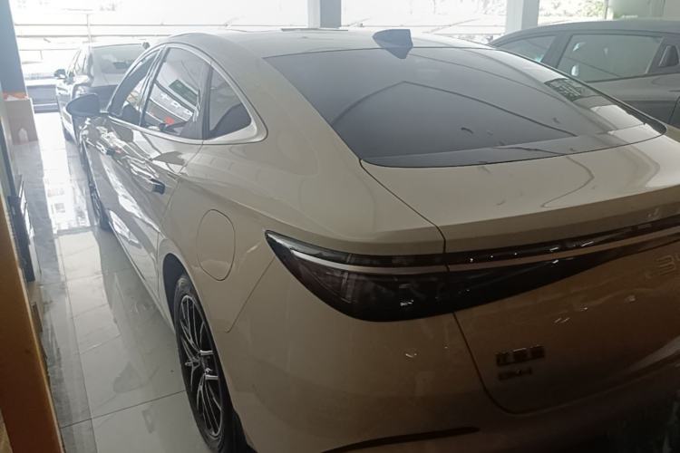 BYD Seal 07 2025 — 4