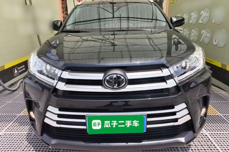 Toyota Highlander 2021 — фото 2