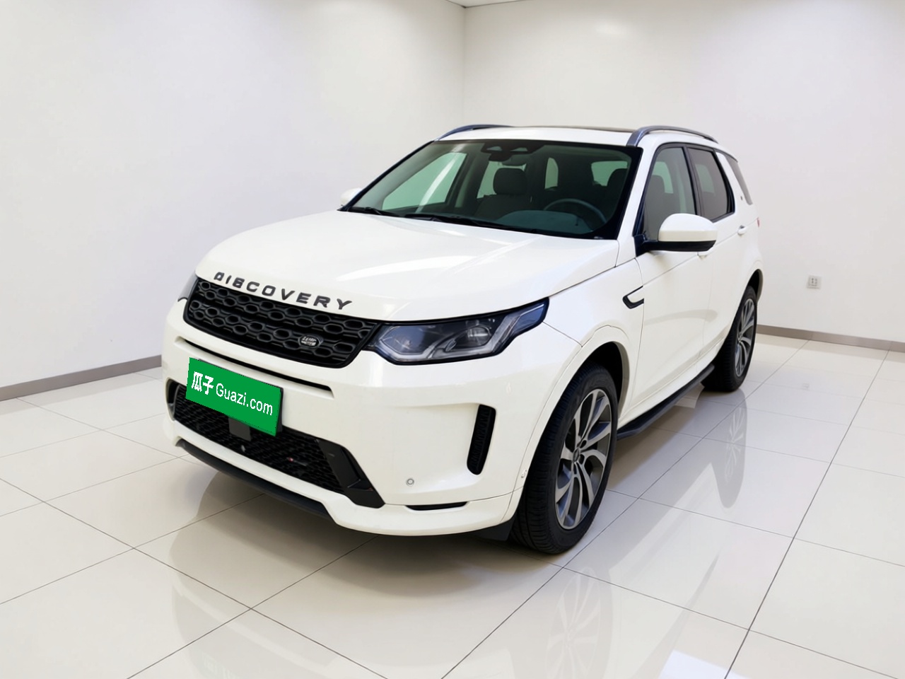 Land Rover Discovery Sport 2022 — фото 1