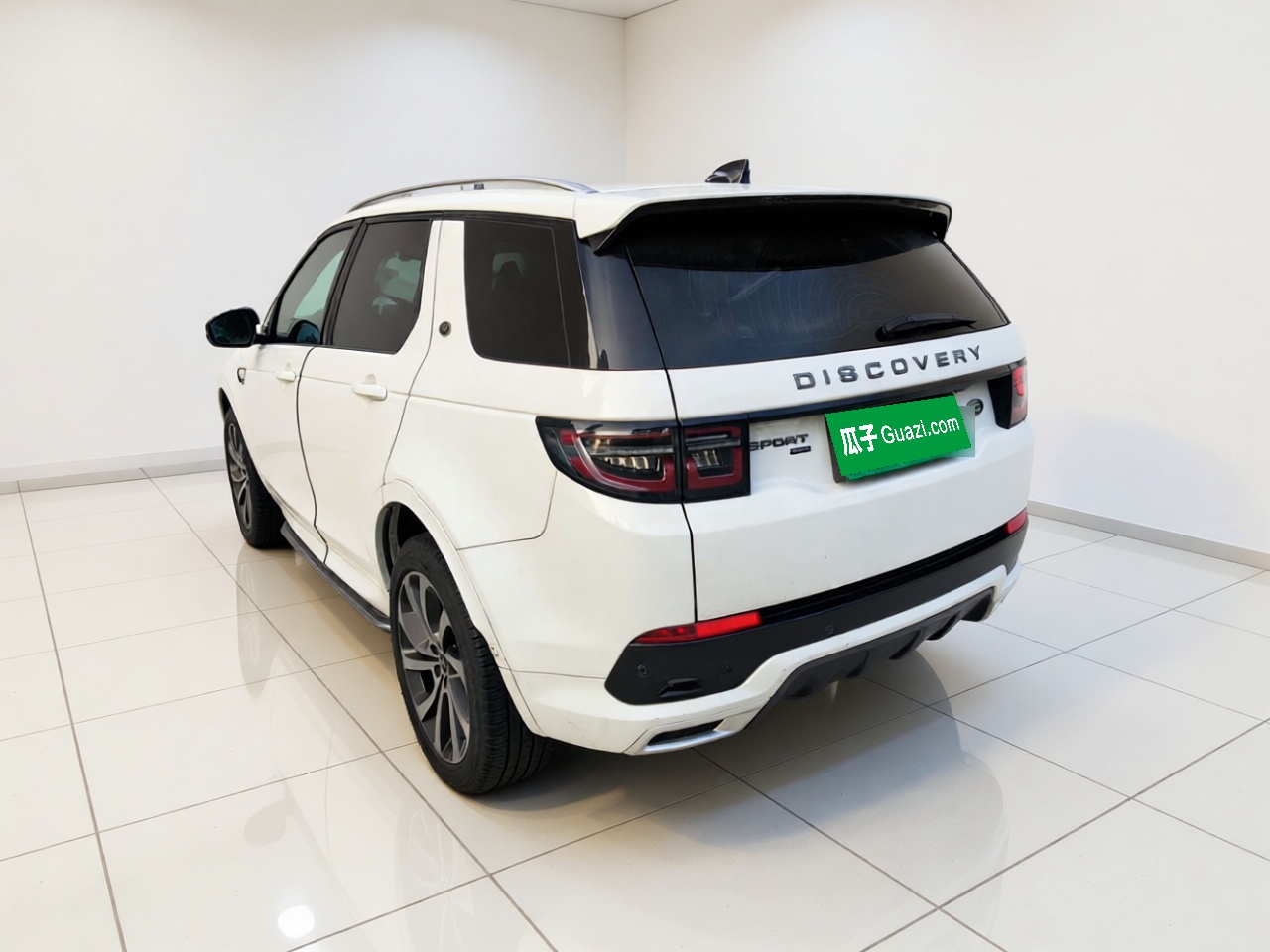 Land Rover Discovery Sport 2022 — фото 4