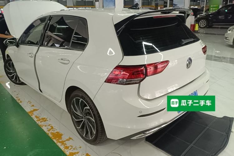 Volkswagen Golf 2021 — 4