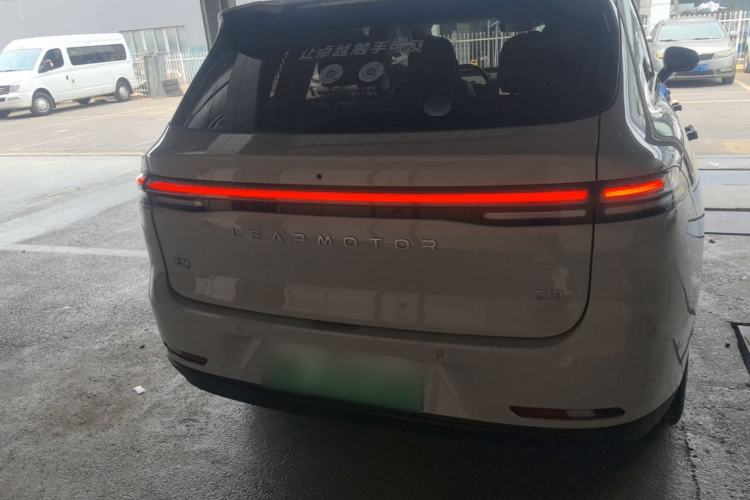 Leapmotor C10 2026 — 5