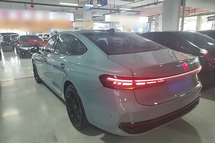 Volkswagen Passat 2026 — 4
