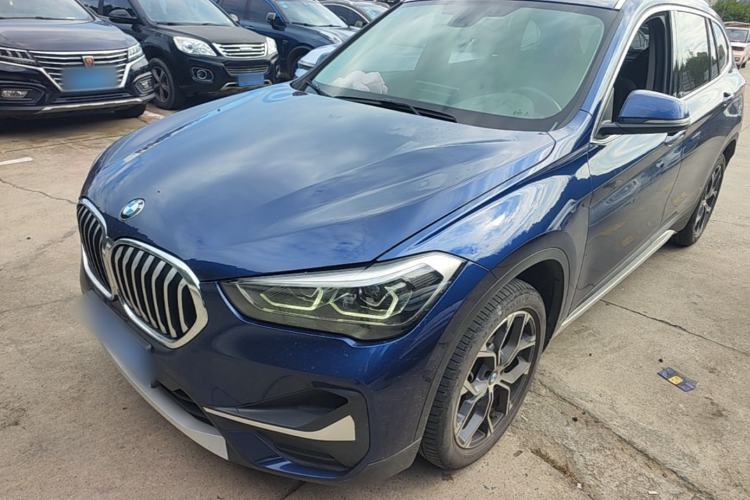 BMW X1 2020 — фото 1