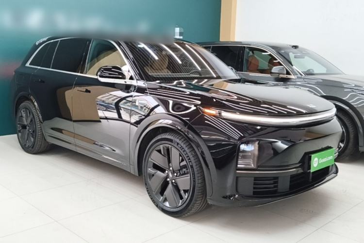 Li Auto L7 2025 — 3