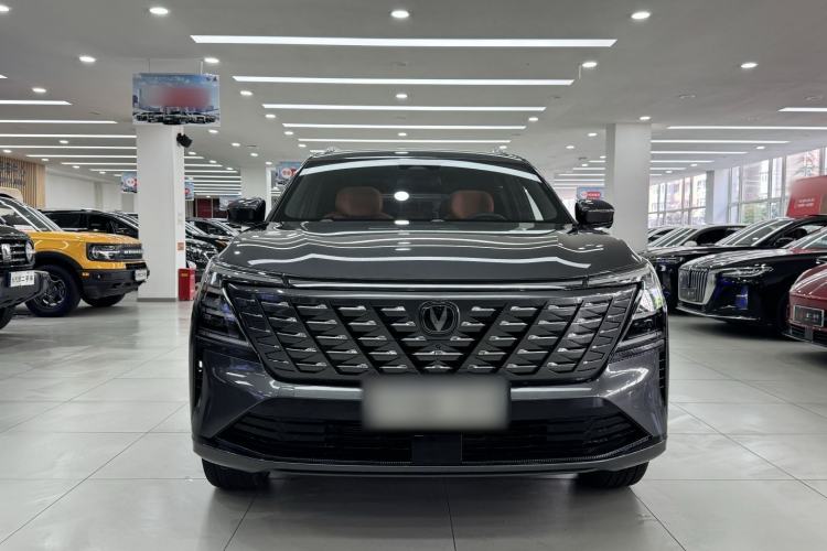ChangAn CS75 PLUS 2025 — фото 3