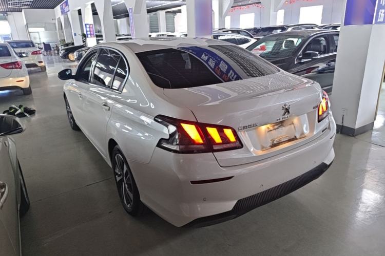 Peugeot 408 2019 — 4