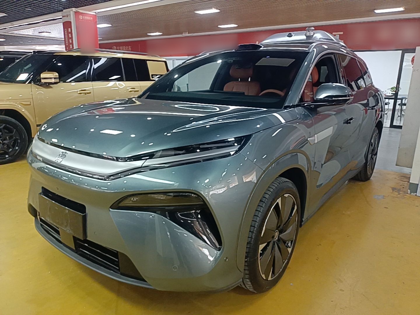 BYD Tang L 2025 — фото 1