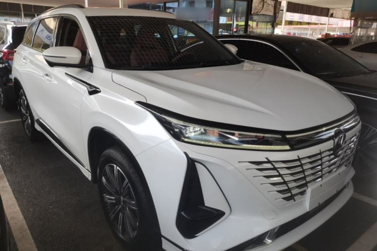 ChangAn CS75 PLUS 2023 — фото 3