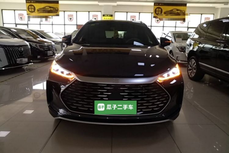 BYD Tang 2025 — 2