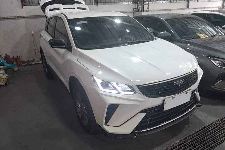 Geely Coolray 2025 — 3