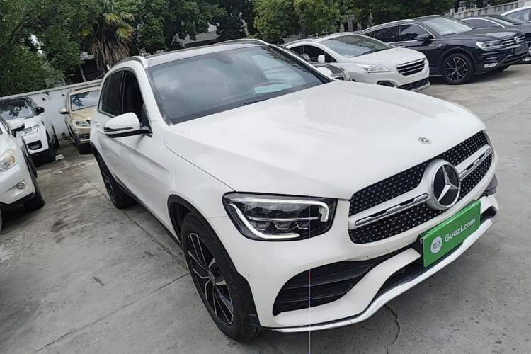 Mercedes-Benz GLC 260 L 2022 — фото 3