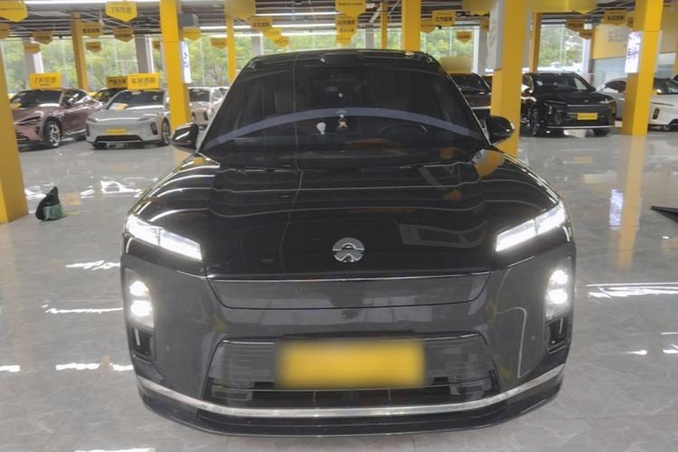 NIO ES8 2026 — 2