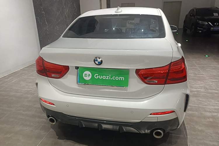 BMW 120i 2021 — 5