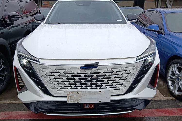 ChangAn Oshan Z6 2023 — 2