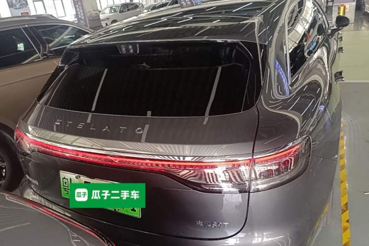 AITO Stelato S9T 2025 — 5