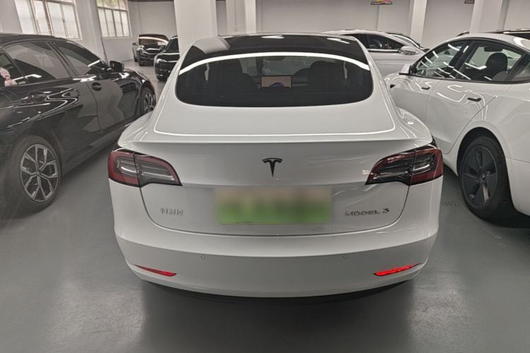 Tesla Model 3 2022 — 5