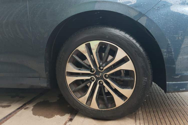 Wuling Victory 2020 — 5