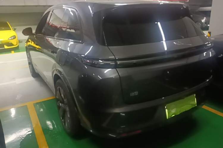 Li Auto L7 2023 — 4