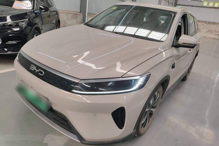 BYD sealion 05 dm i 2025 — фото 1