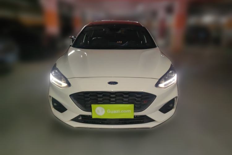 Ford Focus 2021 — 2