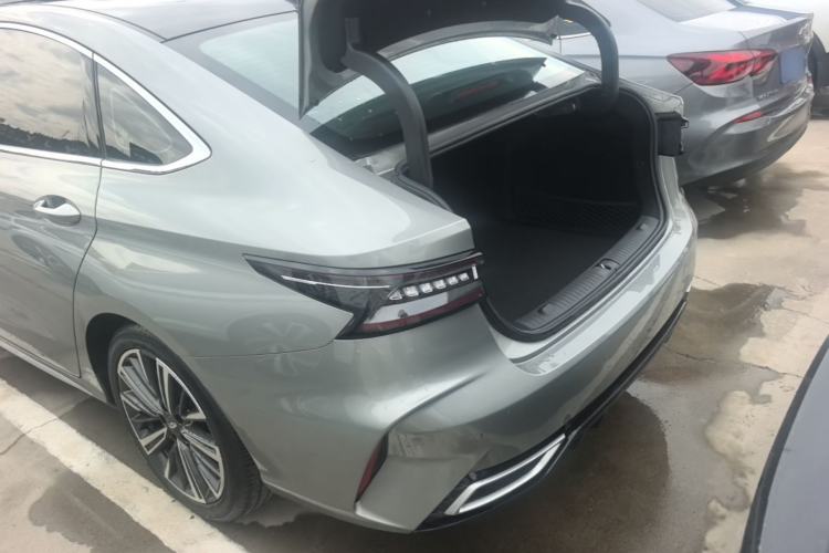 Chery Arrizo 8 2022 — 4