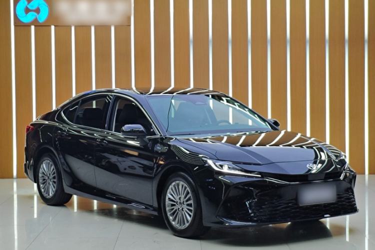 Toyota Camry 2026 — фото 3