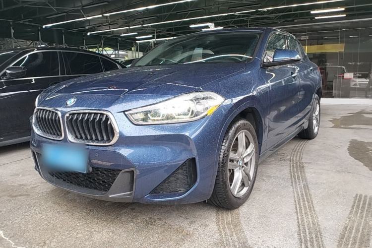 BMW X2 2022 — фото 1