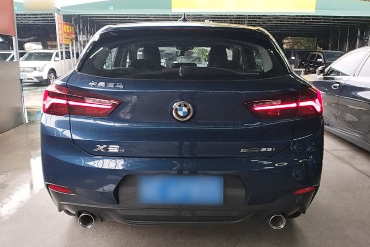 BMW X2 2022 — фото 5