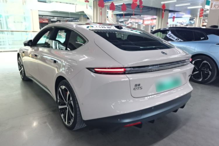 NIO ET5 2022 — 4