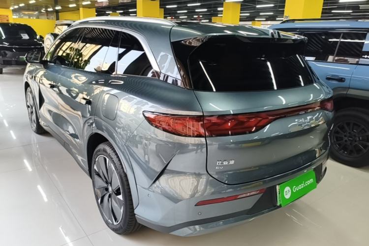 BYD Tang L 2025 — 4
