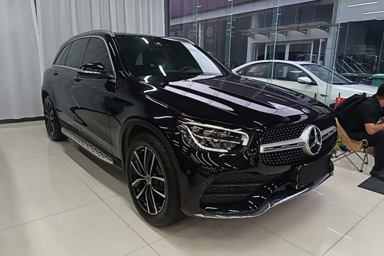 Mercedes-Benz GLC 260 L 2020 — фото 3