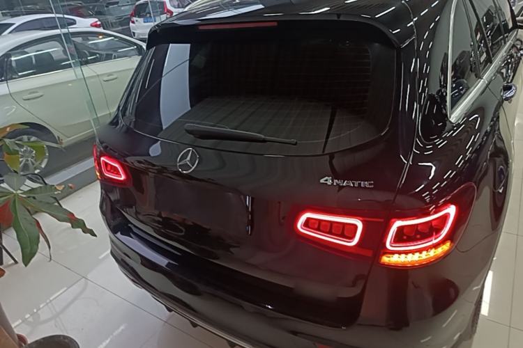 Mercedes-Benz GLC 260 L 2020 — фото 5