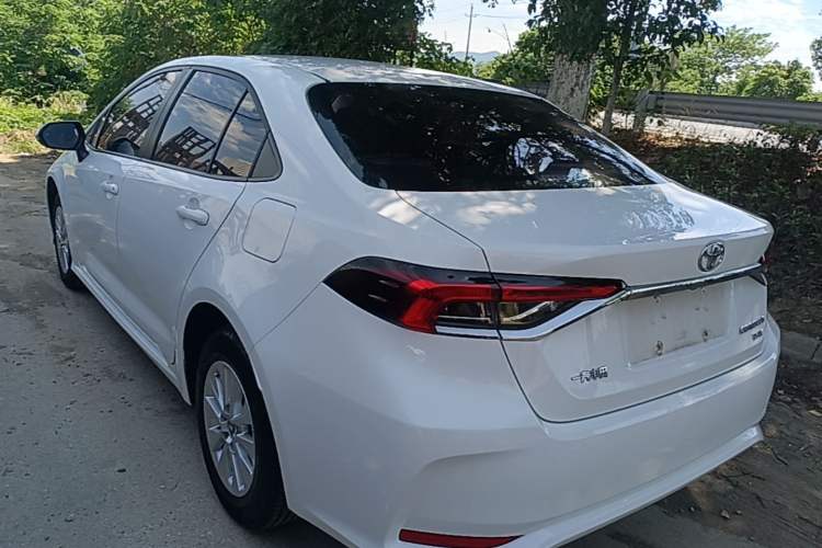 Toyota Corolla 2022 — 4