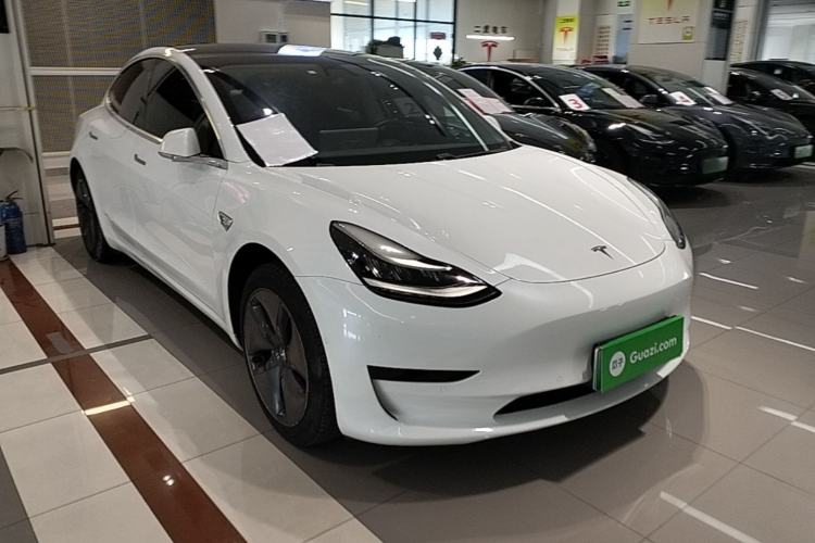 Tesla Model 3 2019 — 3