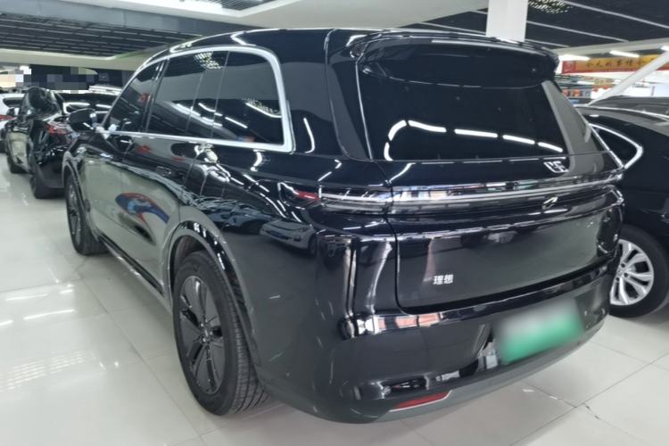 Li Auto L8 2024 — 4