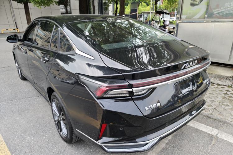 DongFeng Yixuan MAX 2023 — фото 4