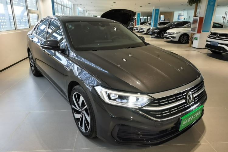 Volkswagen Sagitar 2025 — 3