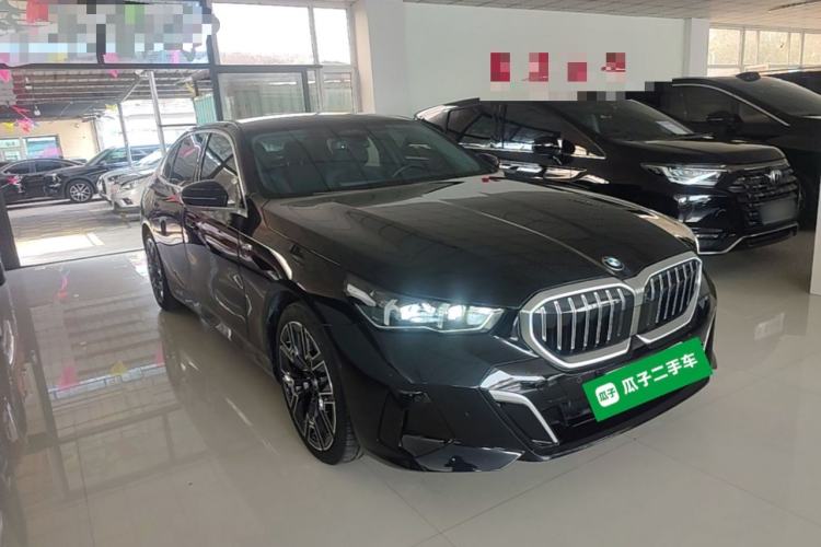 BMW 530Li 2024 — 3