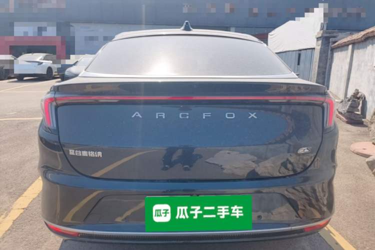 Arcfox Alpha S 2022 — 5